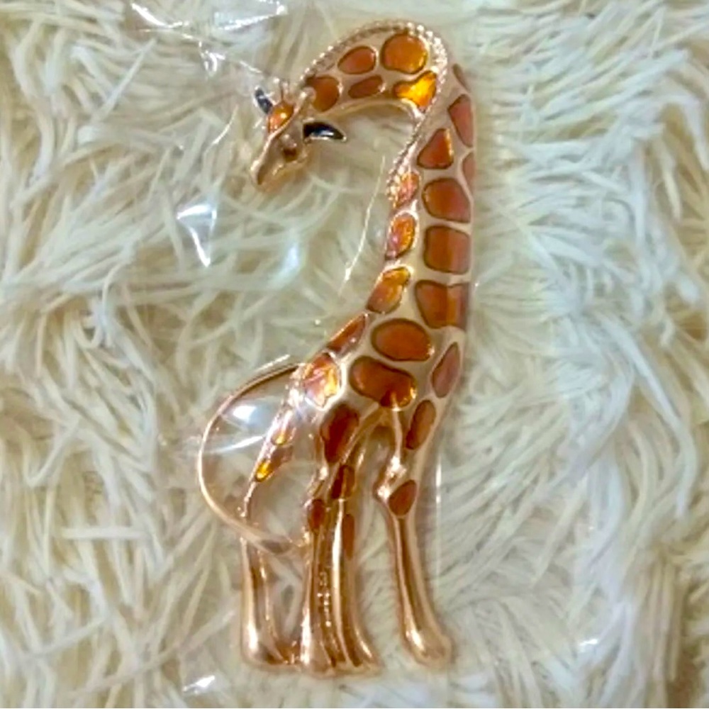 Vivid Statement Crystal, Brown Enamel, & Gold Tone Giraffe Brooch Pin Piece - Picture 2 of 4